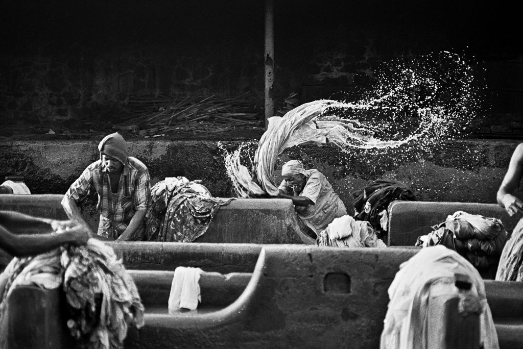 Yoga à l'expo Aqua Mater